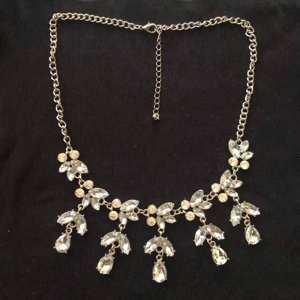 Vintage stones Bib Necklace